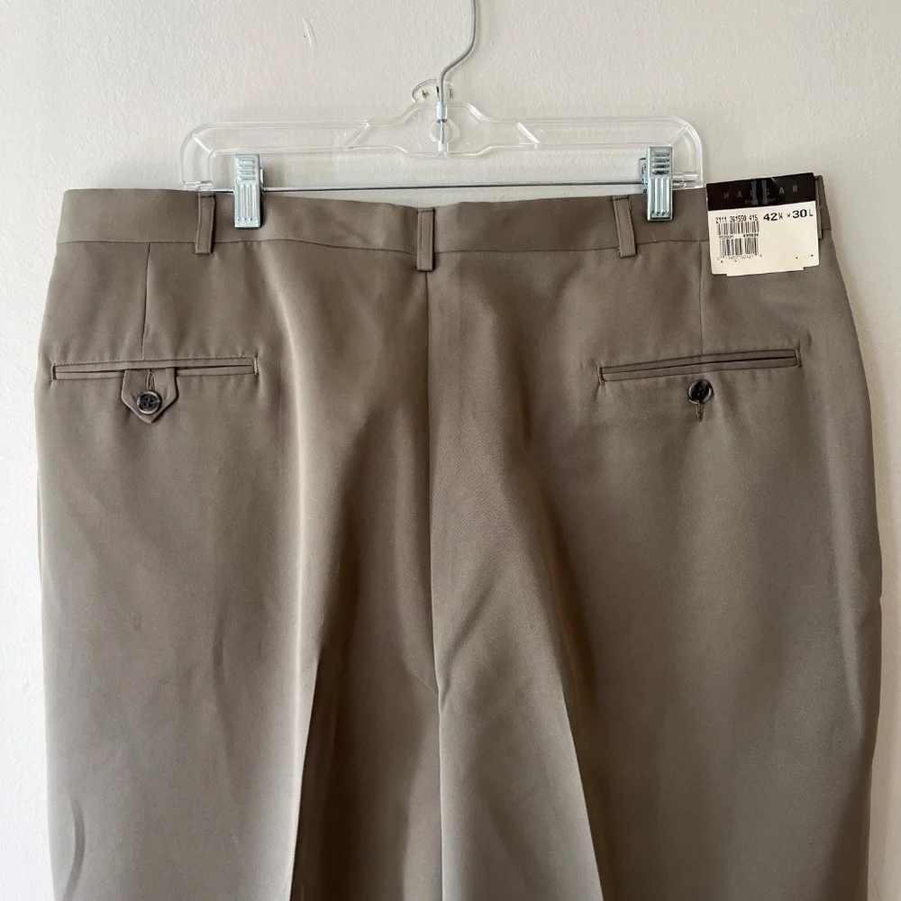Haggar Sz 42W 30L Black Label Wrinkle Free Classic Fit Pockets Dress Khaki Pants